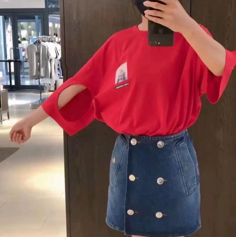 Burberry Burberry Red Cotton T-Shirt for Women Size XS / US 0-2 / IT 36-38 - 8 Thumbnail
