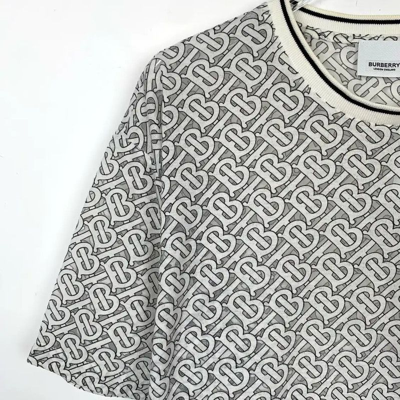 Burberry Burberry Color-Block Cotton T-Shirt for Women Size S / US 4 / IT 40 - 3 Thumbnail