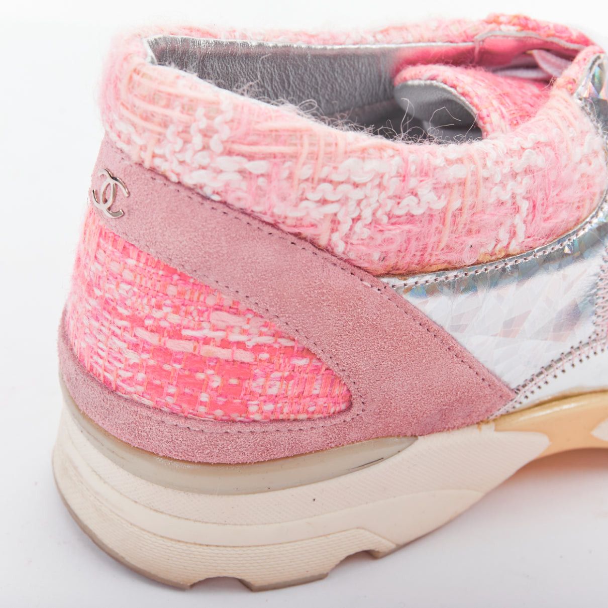 Chanel CHANEL 2014 pink tweed silver holographic silver leather sneakers EU38.5 Size US 8.5 / IT 38.5 - 8 Thumbnail