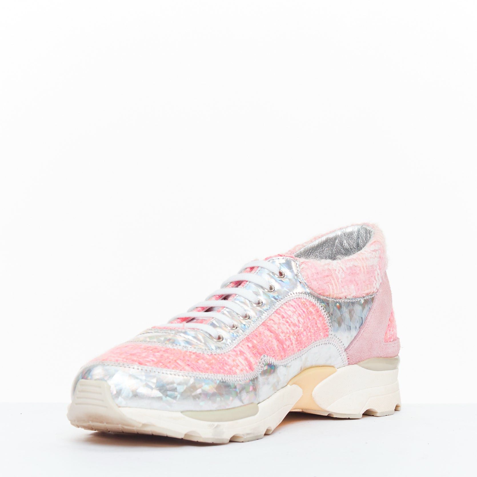 Chanel CHANEL 2014 pink tweed silver holographic silver leather sneakers EU38.5 Size US 8.5 / IT 38.5 - 4 Thumbnail