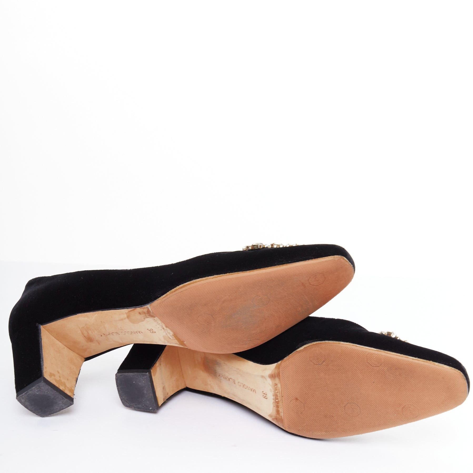 Manolo Blahnik MANOLO BLAHNIK Okkato black velvet crysta jewell buckle pump EU39 Size US 9 / IT 39 - 11 Thumbnail
