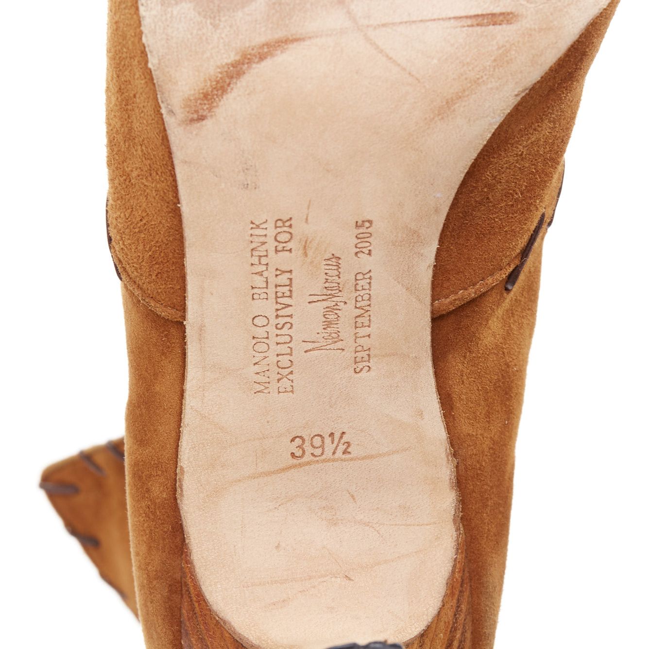 Manolo Blahnik MANOLO BLAHNIK Vintage brown suede overstitch detail heeled ankle boots EU39.5 Size US 9.5 / IT 39.5 - 9 Thumbnail