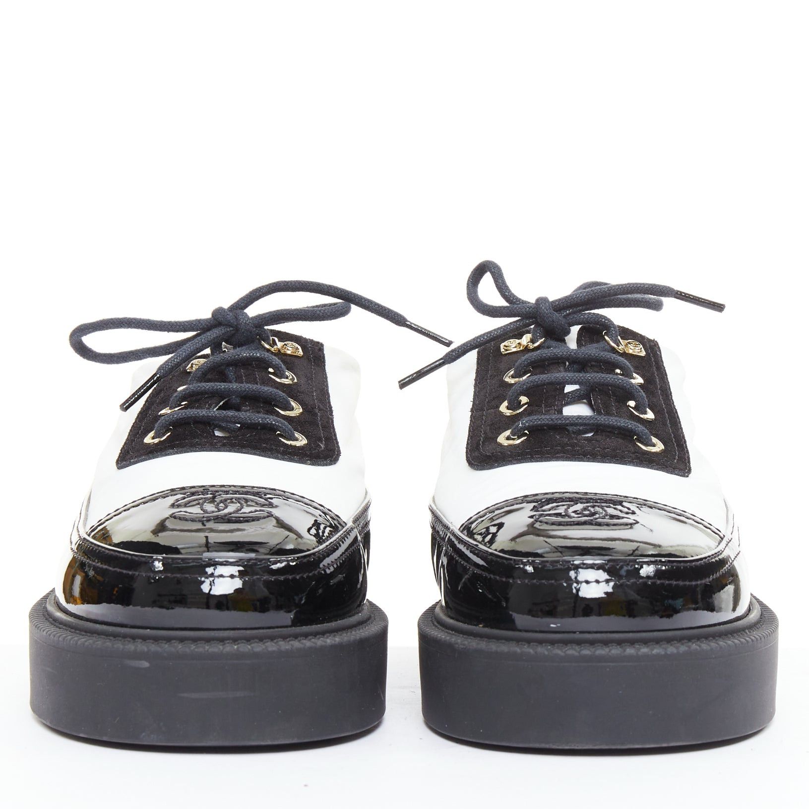 Chanel CHANEL 21B black white nylon patent leather trim CC brogue creepers EU38 Size US 8 / IT 38 - 4 Thumbnail
