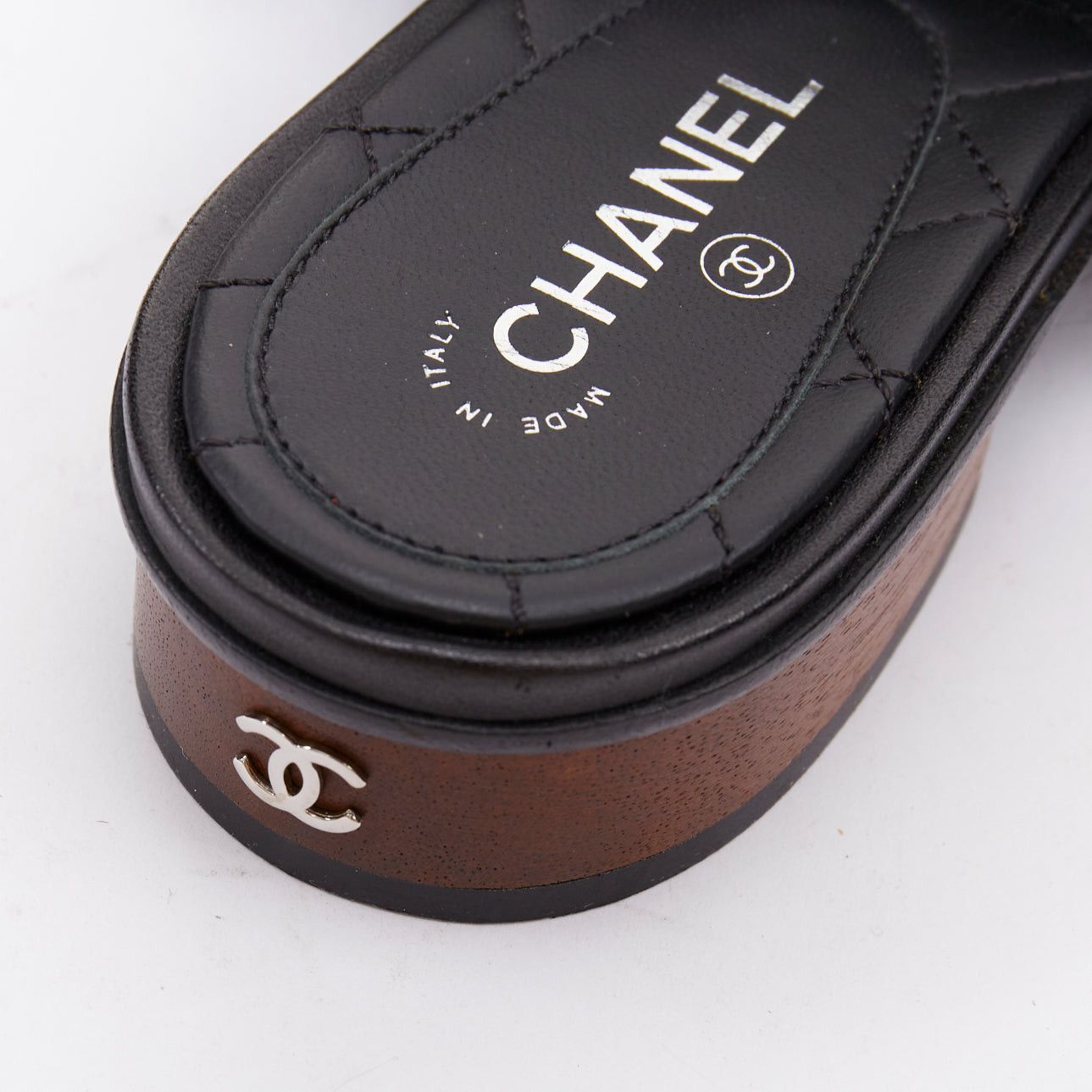 Chanel CHANEL black silver CC logo mongolian lamb fur fluffy slippers EU37.5 Size US 7.5 / IT 37.5 - 9 Thumbnail