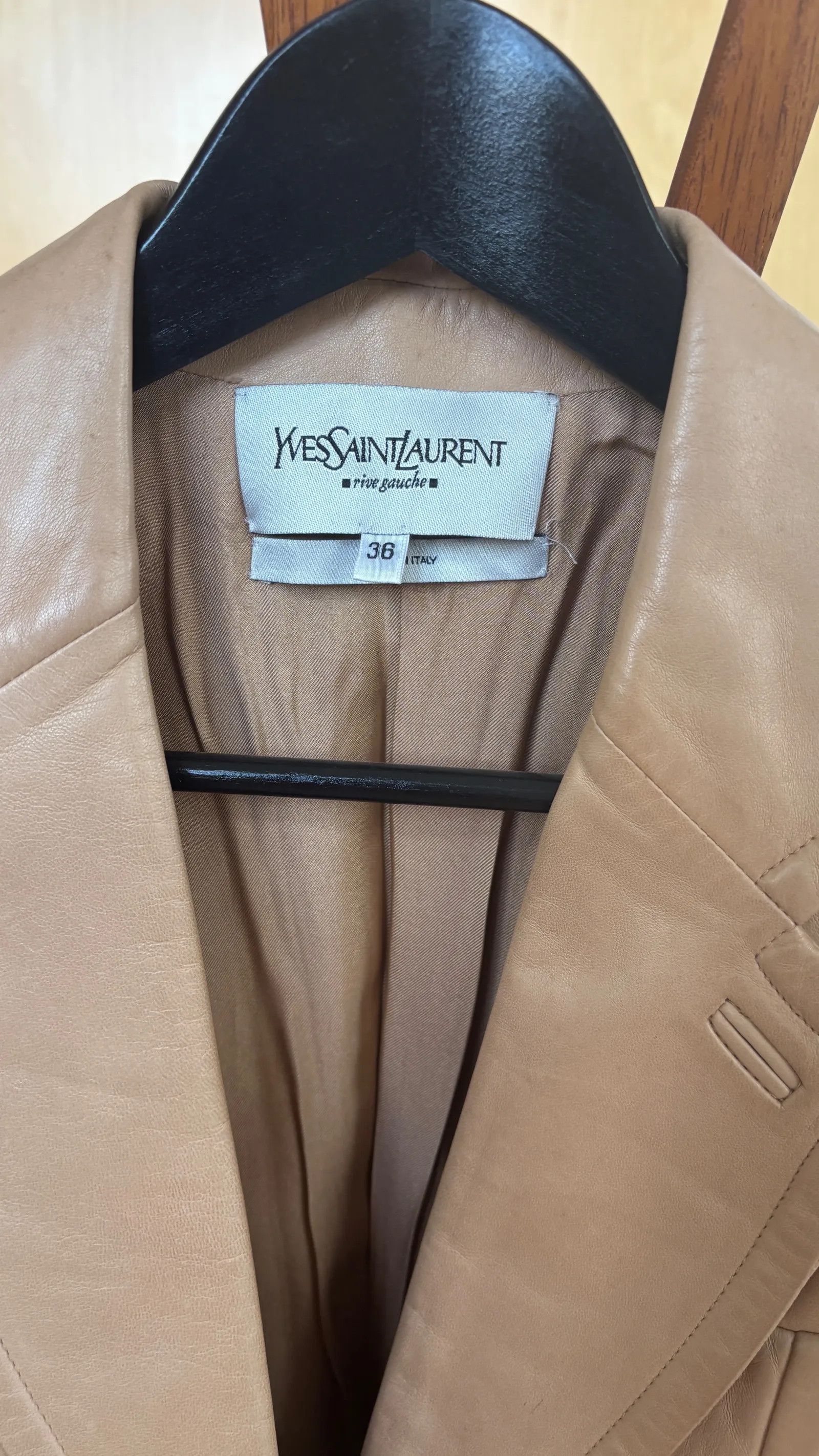 Yves Saint Laurent Yves Saint Laurent Blazer Size XS / US 0-2 / IT 36-38 - 2 Thumbnail