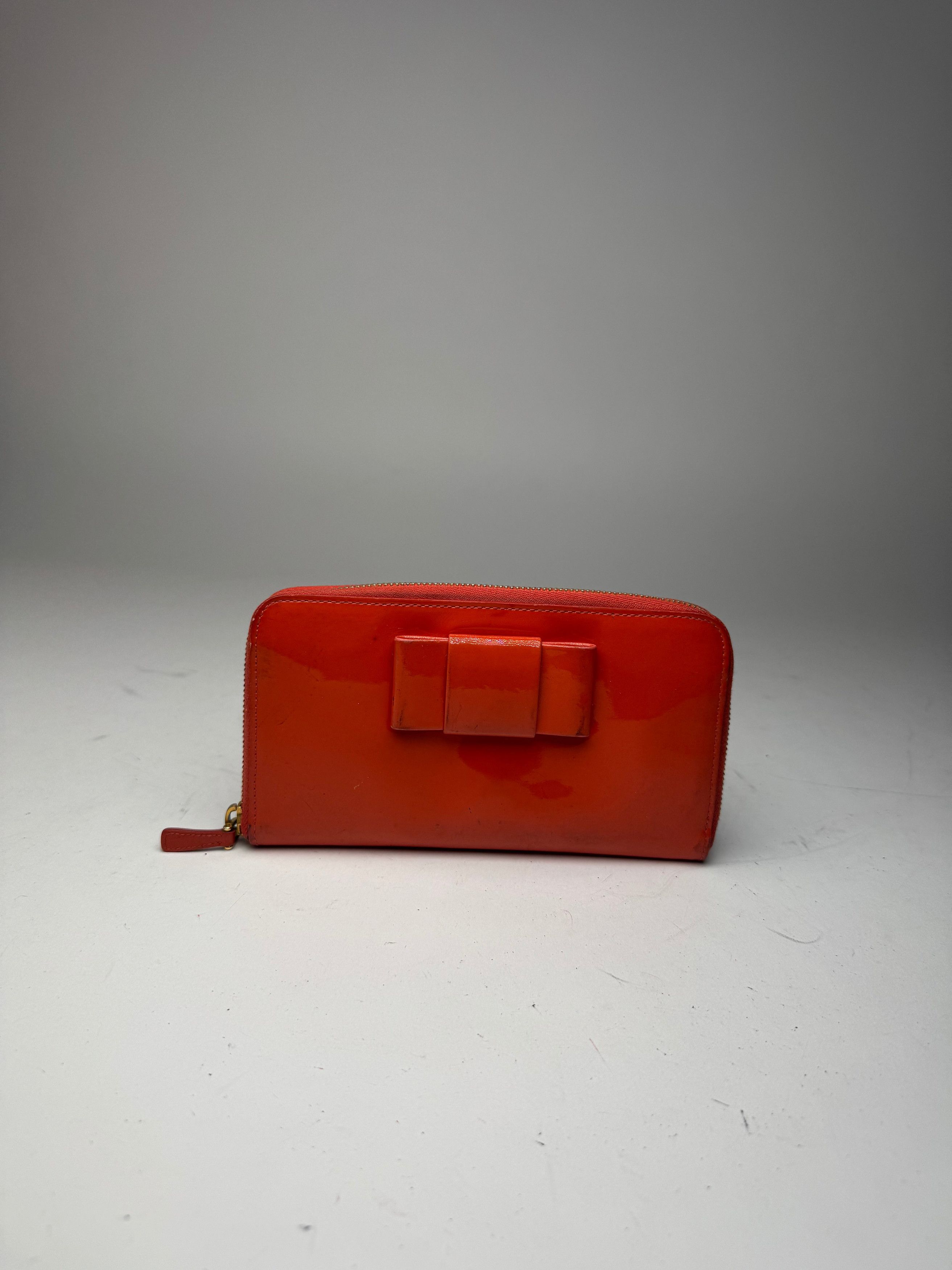 Miu Miu Vintage Patent Leather Wallet Orange Size ONE SIZE - 2 Thumbnail