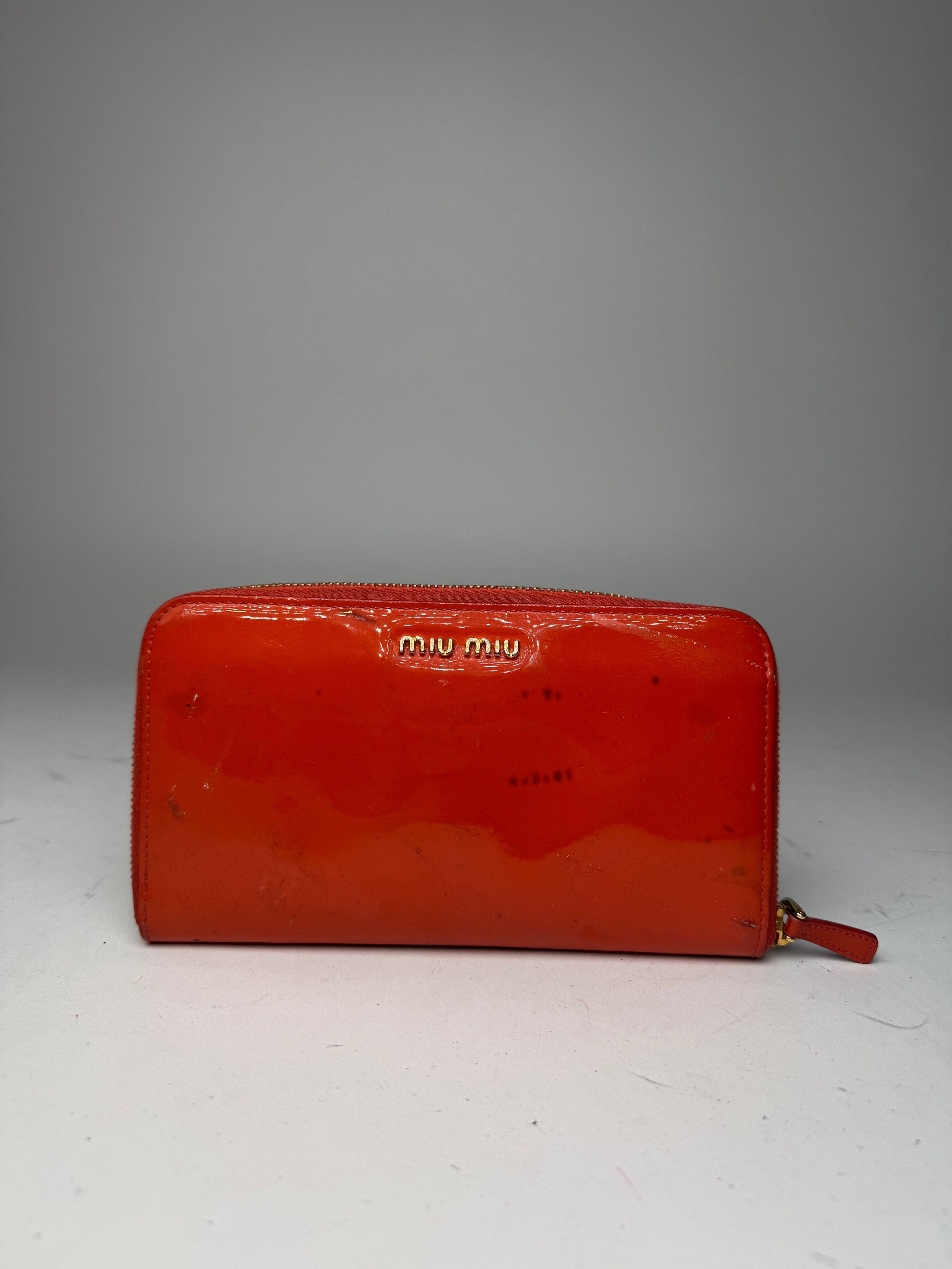 Miu Miu Vintage Patent Leather Wallet Orange Size ONE SIZE - 9 Thumbnail