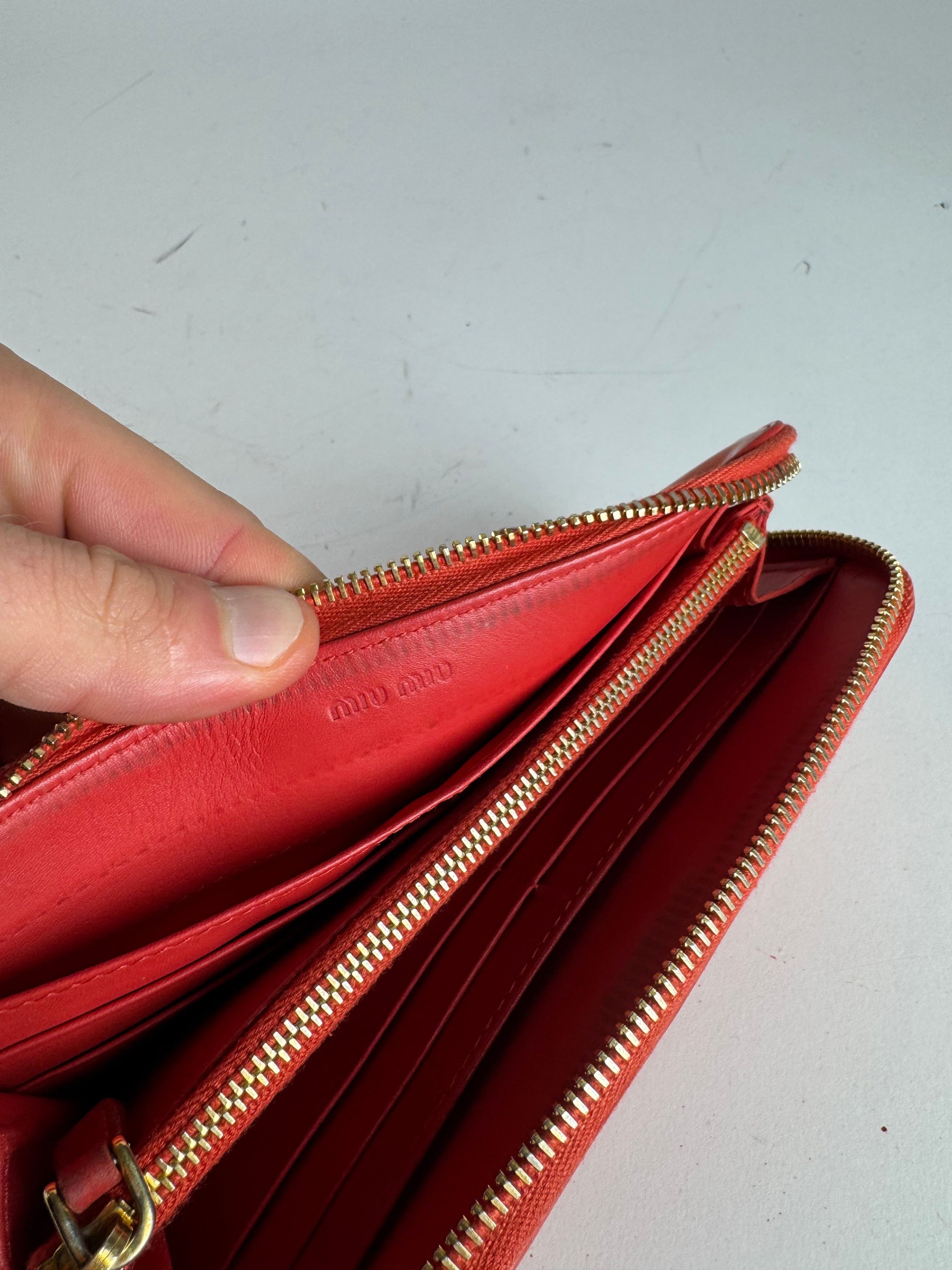 Miu Miu Vintage Patent Leather Wallet Orange Size ONE SIZE - 4 Thumbnail