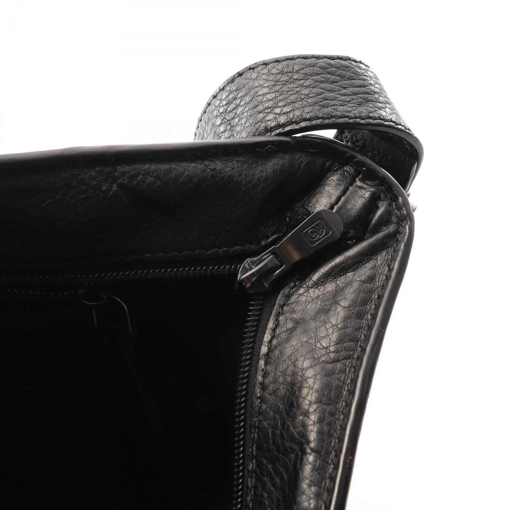 Prada Prada Prada Leather Shoulder Bag Leather Shoulder Bag DUTY FREE for USA Size ONE SIZE - 9 Thumbnail