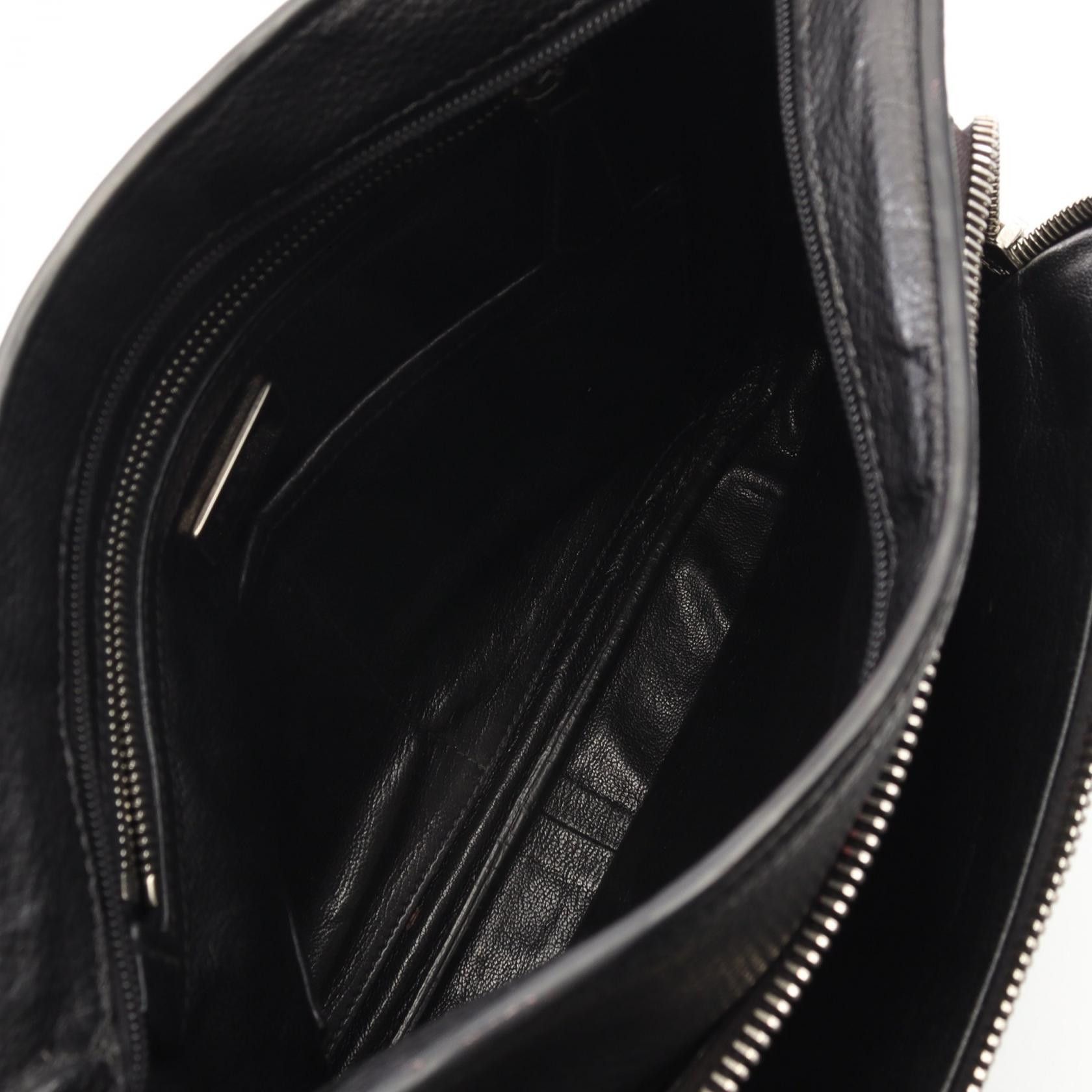 Prada Prada Prada Leather Shoulder Bag Leather Shoulder Bag DUTY FREE for USA Size ONE SIZE - 3 Thumbnail