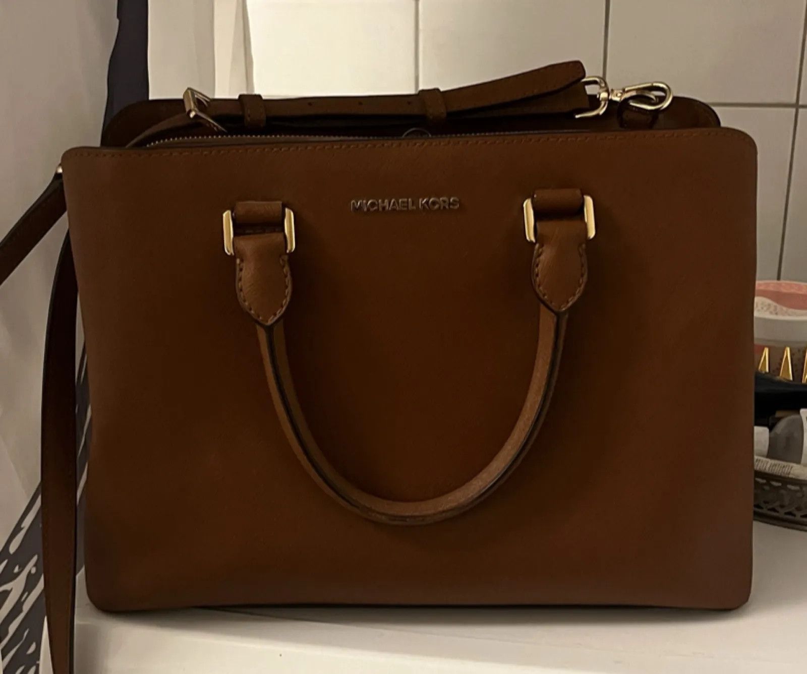 Michael Kors Michael Kors Savannah Saffiano Bucket Bag Size ONE SIZE - 2 Thumbnail