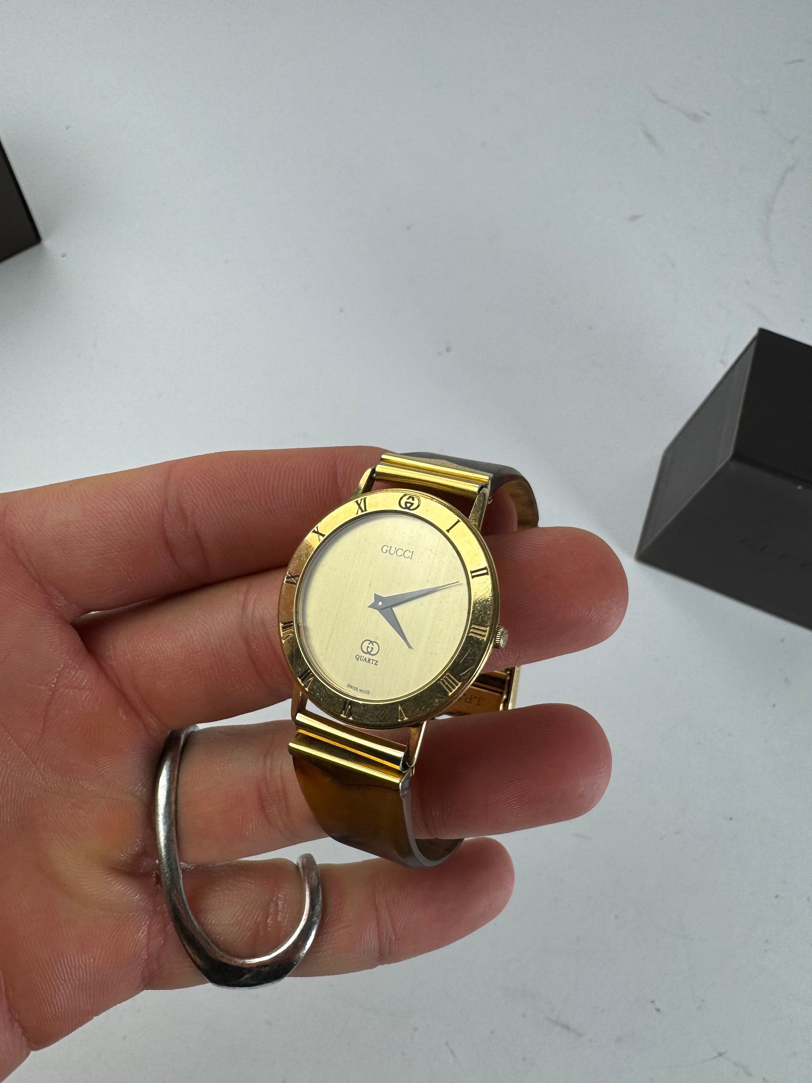 Gucci Vintage Watch gold brown Size ONE SIZE - 3 Thumbnail