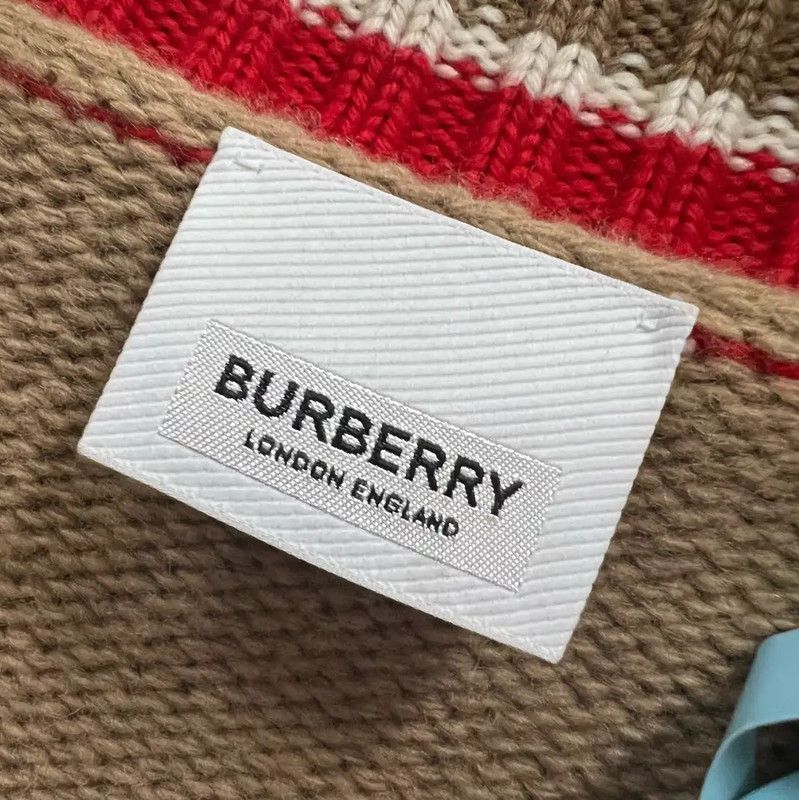Burberry Burberry Spring Autumn Khaki Wool Sweater Size S / US 4 / IT 40 - 2 Thumbnail