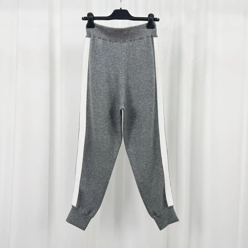 Burberry Burberry Gray Wool Logo Knit Casual Pants Size 23" - 2 Thumbnail