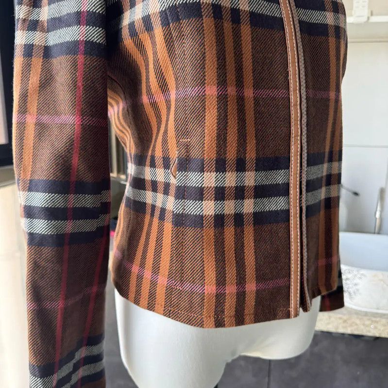 Burberry Burberry Color-Block Midi Length Coat for Women Size M / US 6-8 / IT 42-44 - 4 Thumbnail