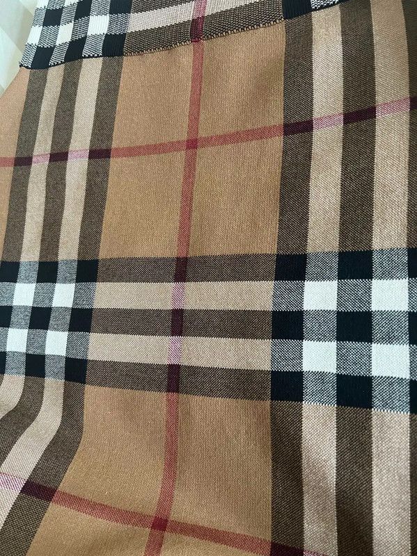 Burberry Burberry Khaki Plaid Midi Skirt for Women Size 27" / US 4 / IT 40 - 3 Thumbnail