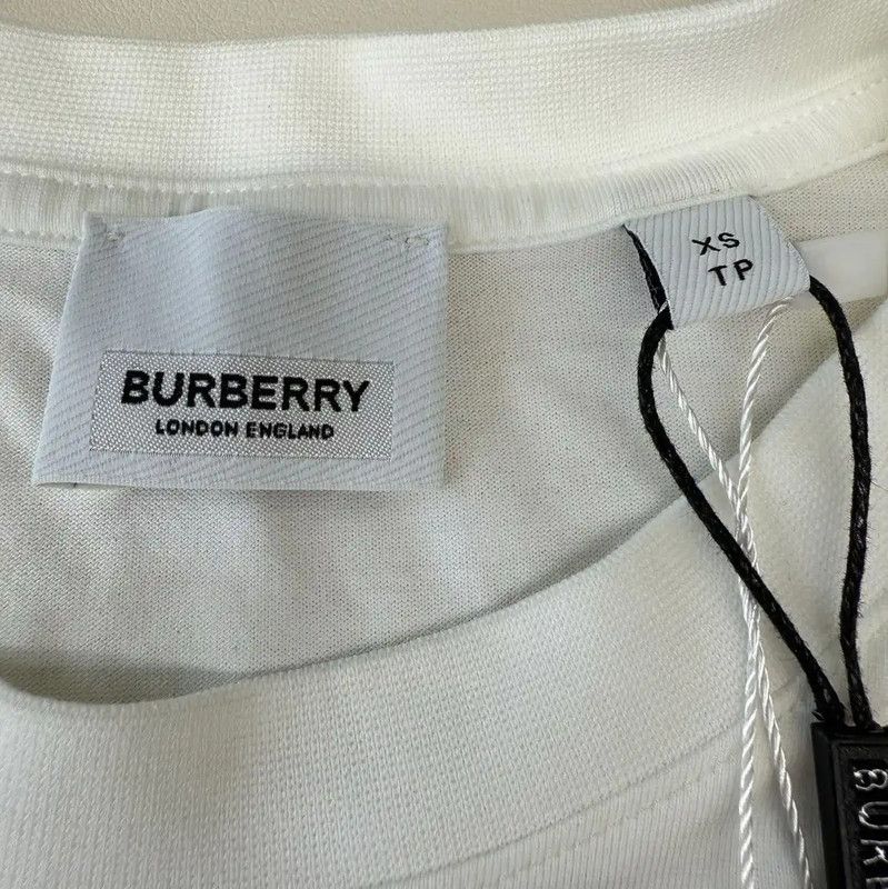 Burberry Burberry Women's XS White Cotton T-Shirt Size XS / US 0-2 / IT 36-38 - 3 Thumbnail