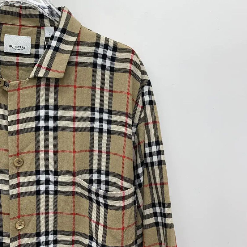 Burberry Burberry Brown Plaid Short Sleeve Shirt Size L / US 10 / IT 46 - 3 Thumbnail
