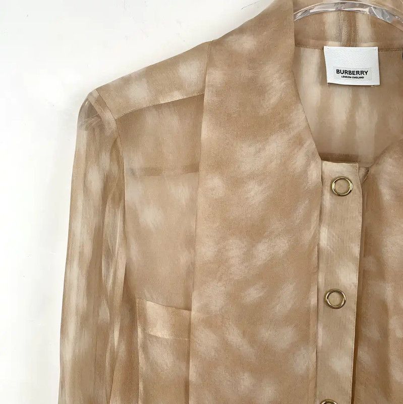 Burberry Burberry Silk Shirt in Light Brown Size XS / US 0-2 / IT 36-38 - 3 Thumbnail