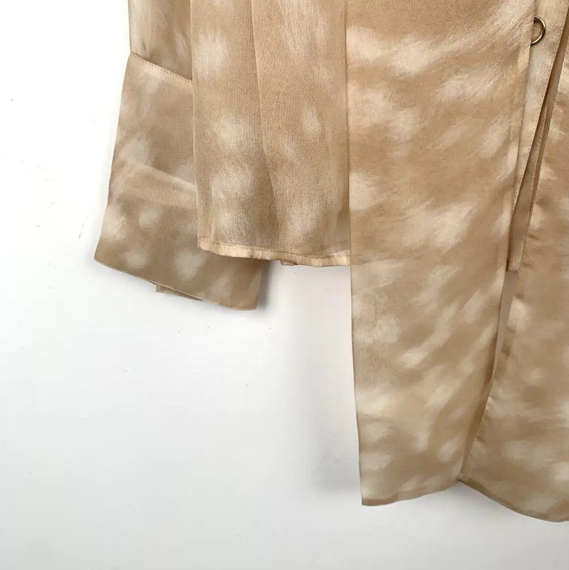 Burberry Burberry Silk Shirt in Light Brown Size XS / US 0-2 / IT 36-38 - 4 Thumbnail