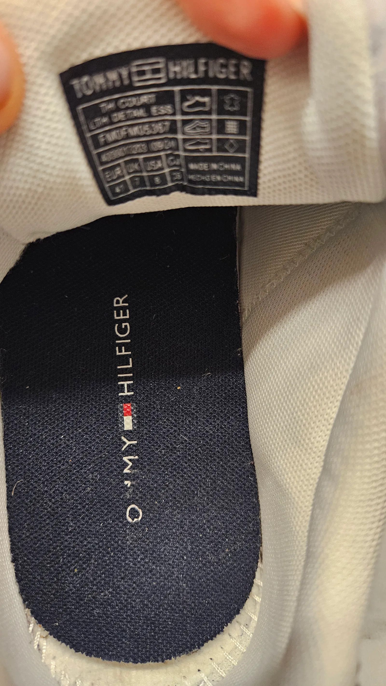 Tommy Hilfiger Tommy Hilfiger Sneakers Size US 9 / EU 42 - 2 Thumbnail