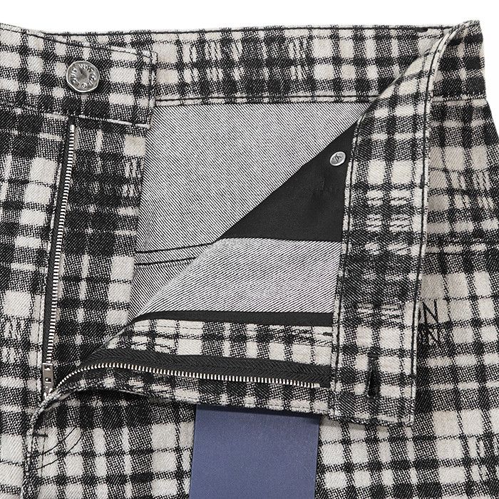 Louis Vuitton Louis Vuitton Louis Vuitton Checkered Monogram Cotton Shorts Cotton Shorts RM232ARAHPD90W DUTY FREE for USA Size ONE SIZE - 2 Thumbnail