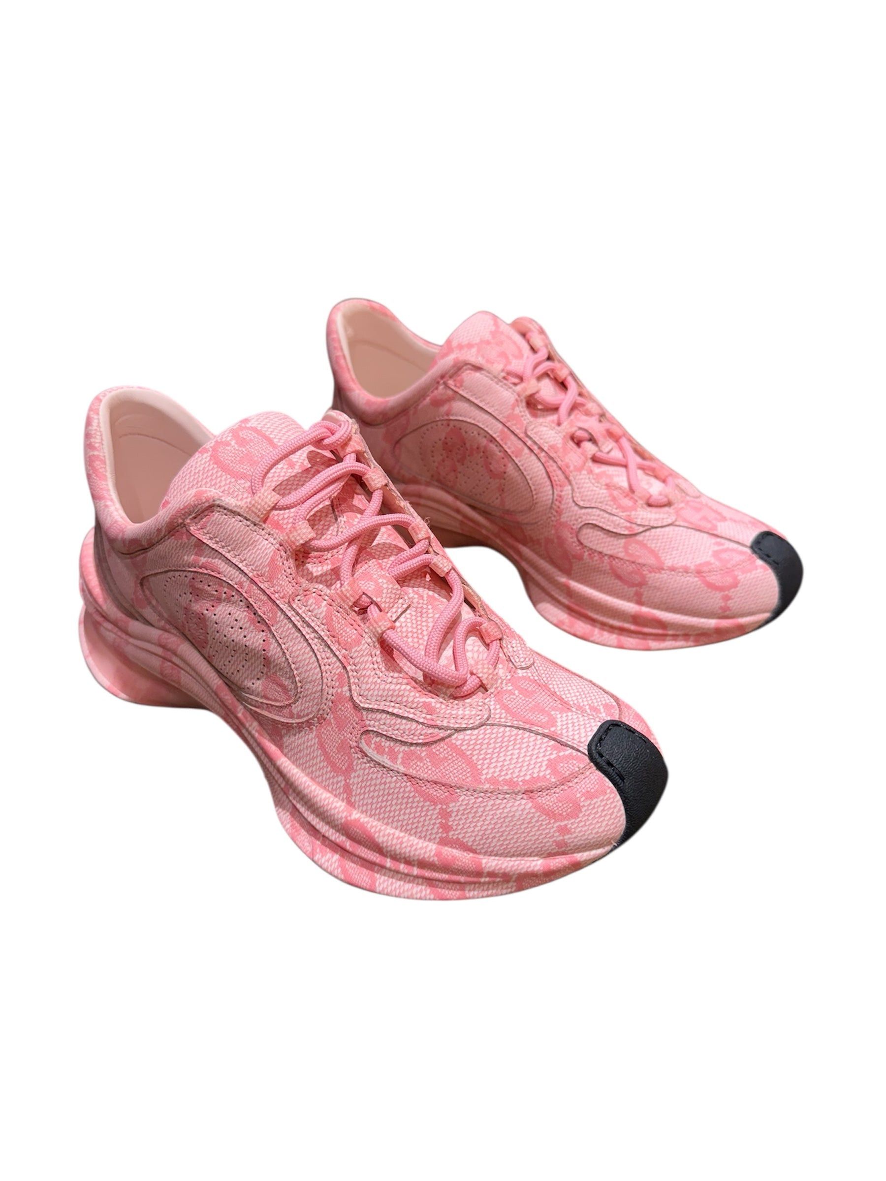 Gucci Gucci GG Runner Sneakers SIZE 37 Size ONE SIZE - 3 Thumbnail