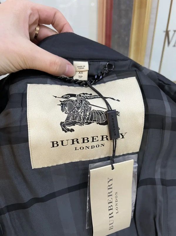 Burberry Burberry Black Striped Women's Winter Jacket Size XS / US 0-2 / IT 36-38 - 6 Thumbnail