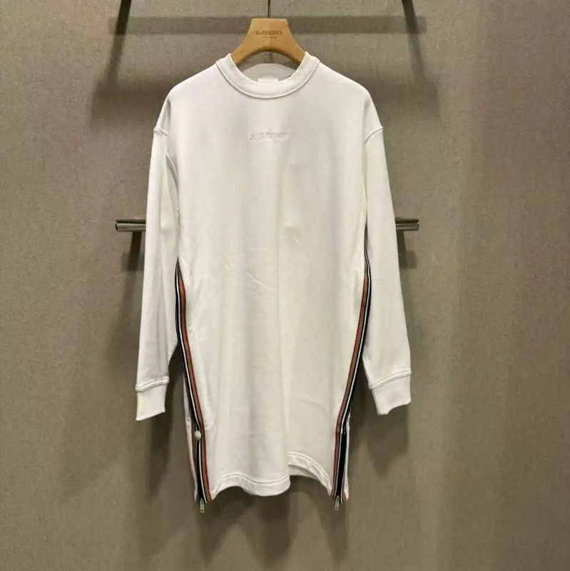 Burberry Burberry White Cotton Logo Sweatshirt Size L / US 10 / IT 46 - 2 Thumbnail