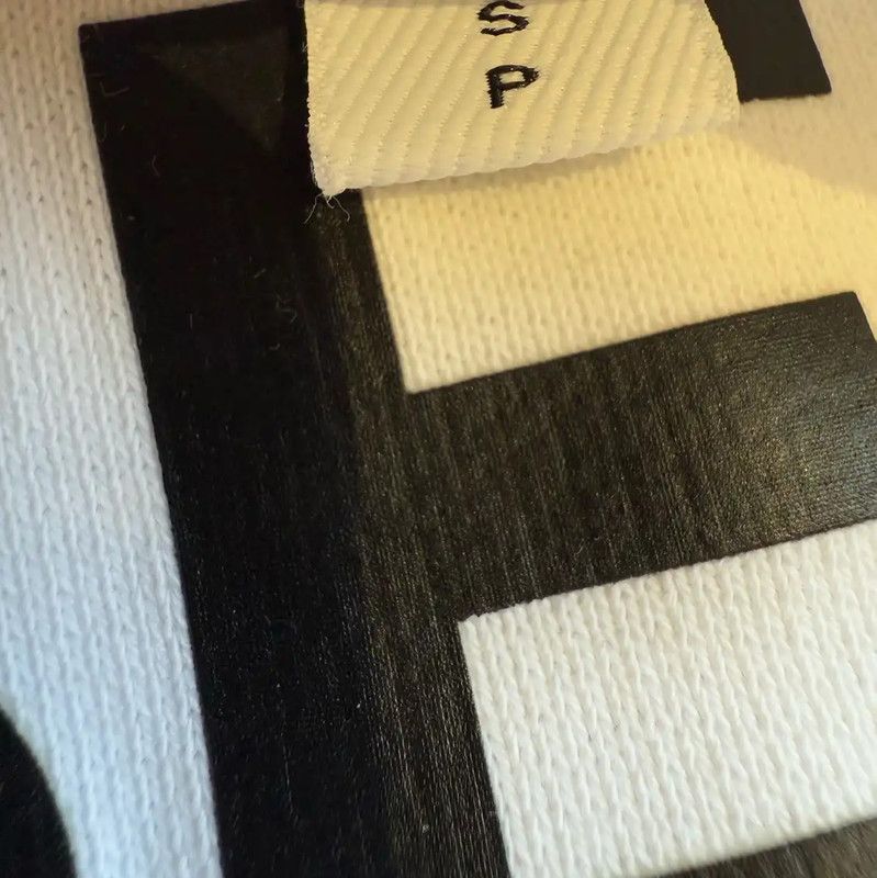 Burberry Burberry Women's White Cotton Sweatshirt Size S / US 4 / IT 40 - 5 Thumbnail
