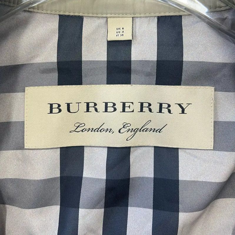 Burberry Burberry Khaki Women's Trench Coat S Size Size S / US 4 / IT 40 - 4 Thumbnail