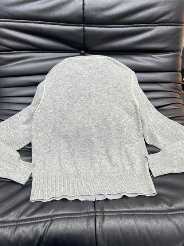 Burberry Burberry Gray Wool Women's Long Sleeve Cardigan Size S / US 4 / IT 40 - 2 Thumbnail