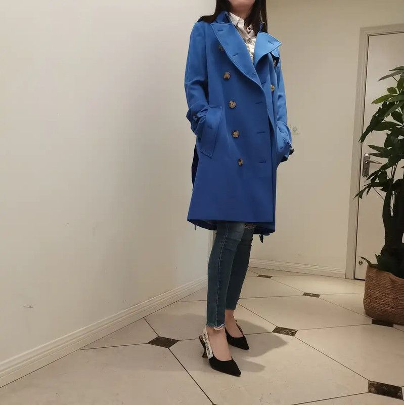 Burberry Burberry Blue Mid-Length Trench Coat for Women Size M / US 6-8 / IT 42-44 - 6 Thumbnail