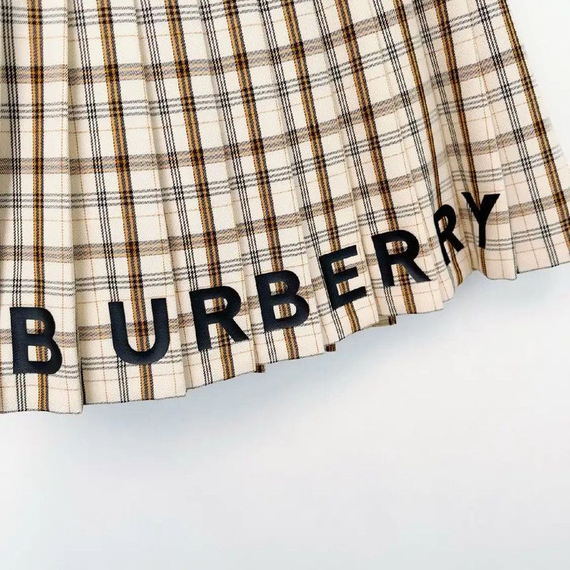 Burberry Burberry Summer Color Block Skirt Size 30" / US 8 / IT 44 - 3 Thumbnail