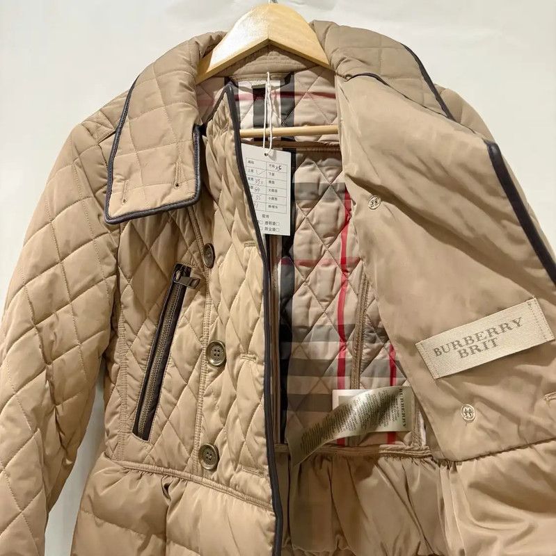Burberry Burberry Khaki Down Jacket for Women Size XS / US 0-2 / IT 36-38 - 2 Thumbnail