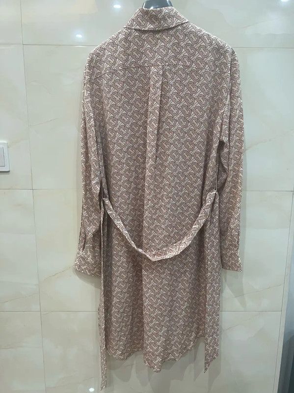 Burberry Burberry Pink Silk Long Sleeve Dress Size S / US 4 / IT 40 - 2 Thumbnail