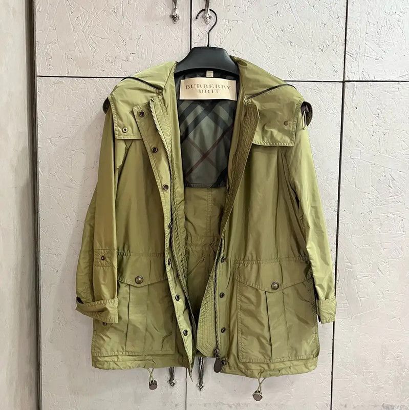 Burberry Burberry Women's Green Acrylic Trench Coat Size M / US 6-8 / IT 42-44 - 2 Thumbnail