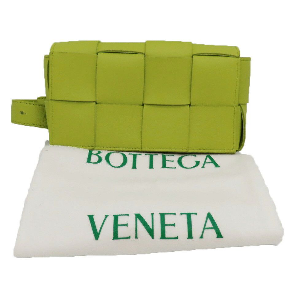 Bottega Veneta Bottega Veneta Bottega Veneta Leather Cassette Belt Maxi Intrecciato Waist Bag 639367 Leather Belt Bag 639367 DUTY FREE for USA Size ONE SIZE - 10 Thumbnail