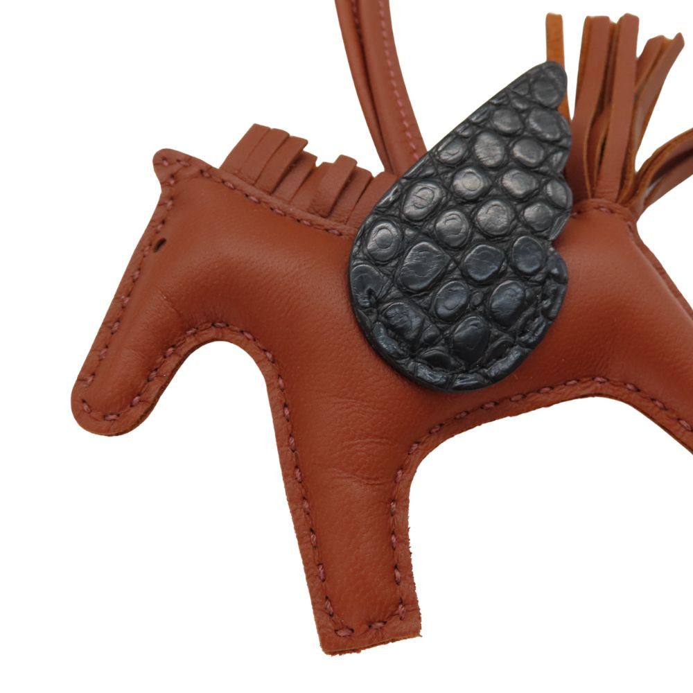 Hermes Hermes Hermes Rodeo Pegasus Anymilo Charm Leather Charm Stamp W (2024) DUTY FREE for USA Size ONE SIZE - 4 Thumbnail