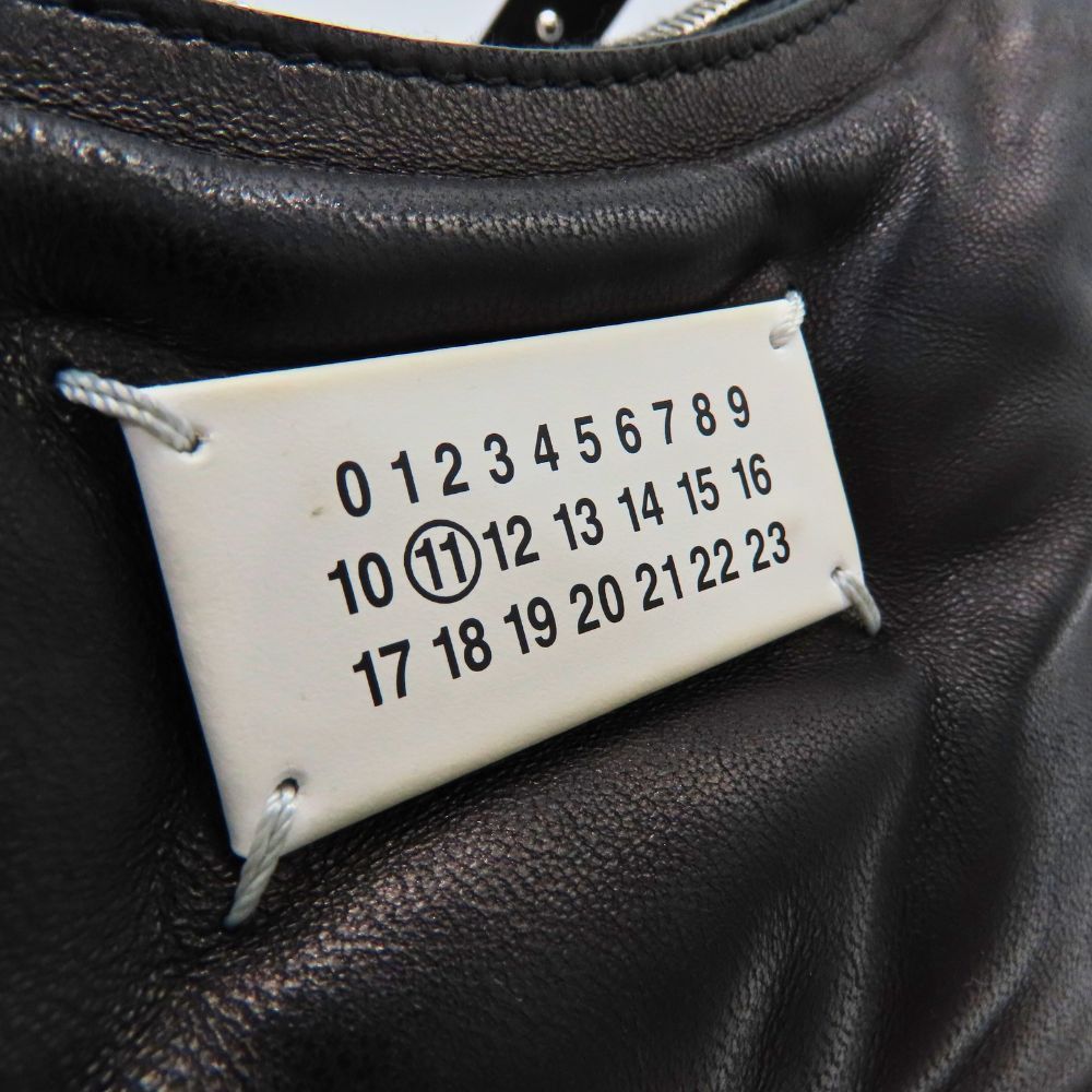 Maison Margiela Maison Martin Margiela Maison Margiela Glam Slam Lambskin Shoulder Bag Leather Shoulder Bag A2502754 DUTY FREE for USA Size ONE SIZE - 4 Thumbnail