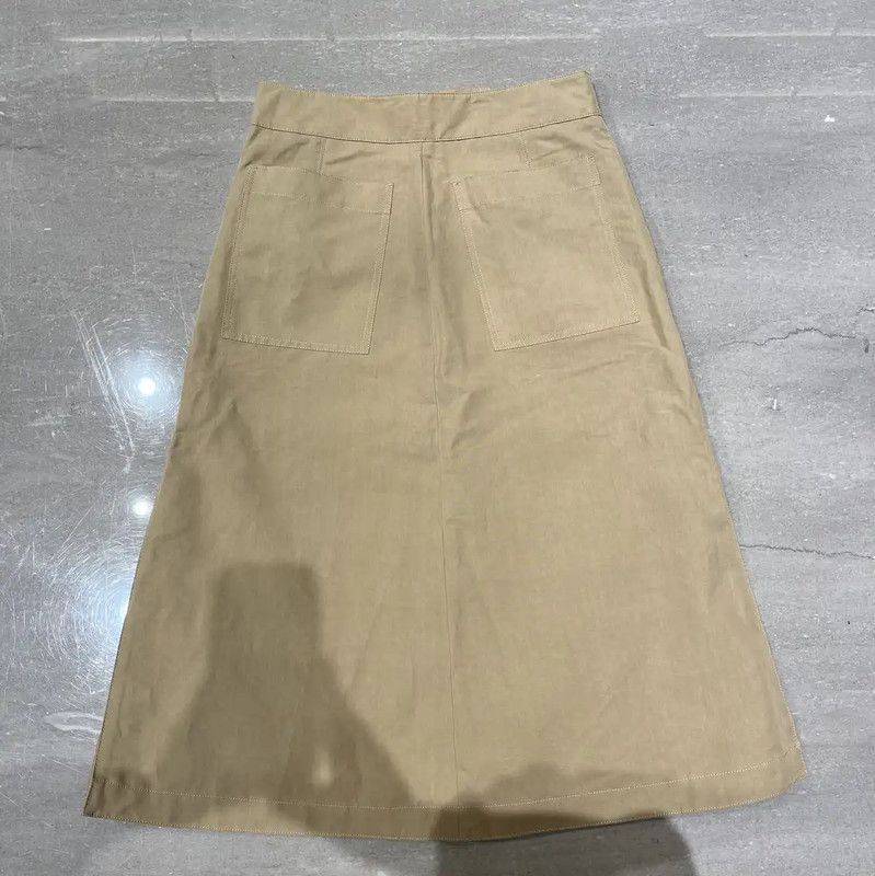 Burberry Burberry Midi Skirt in Khaki Cotton Size 28" / US 6 / IT 42 - 2 Thumbnail