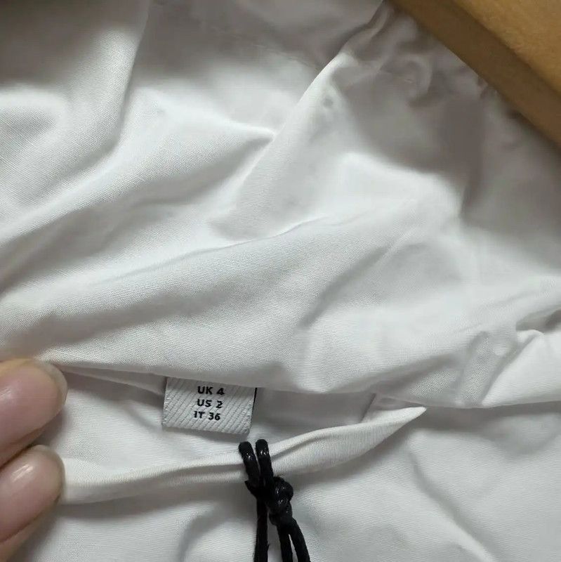 Burberry Burberry Women's White Cropped Jacket Size S / US 4 / IT 40 - 3 Thumbnail