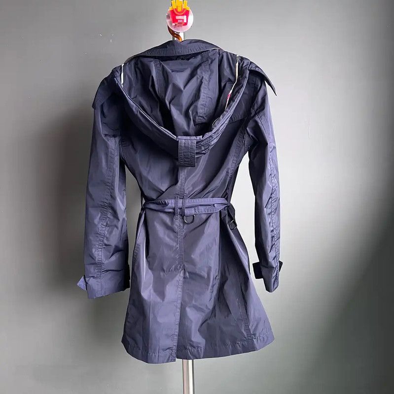 Burberry Burberry Women's Navy Blue Trench Coat Size M / US 6-8 / IT 42-44 - 2 Thumbnail