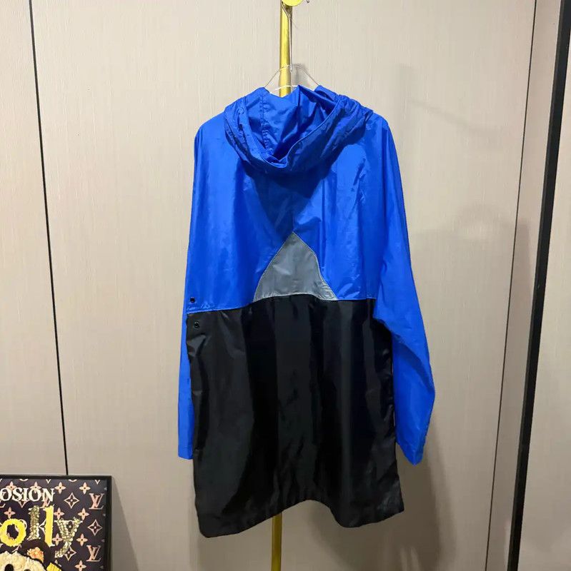 Burberry Burberry Blue Nylon Women's Jacket Size ONE SIZE - 2 Thumbnail