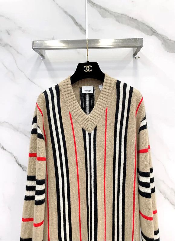 Burberry Burberry Khaki Wool Long Sleeve Knit Sweater Size S / US 4 / IT 40 - 10 Thumbnail
