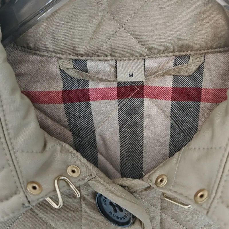Burberry Burberry Khaki Quilted Short Jacket for Women Size M / US 6-8 / IT 42-44 - 3 Thumbnail