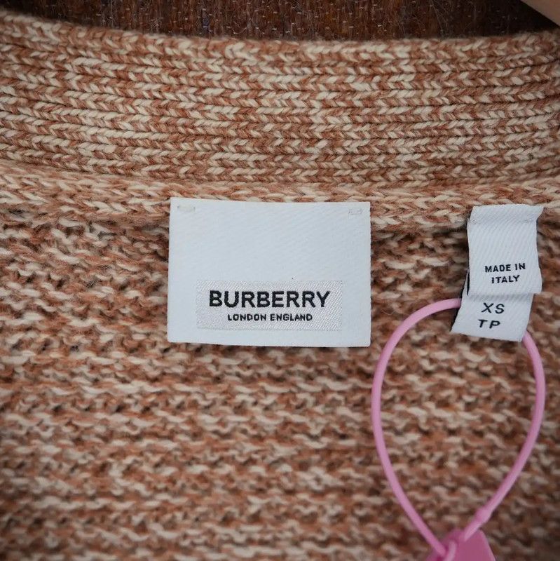 Burberry Burberry Camel Logo Long Sleeve Cardigan Size XS / US 0-2 / IT 36-38 - 3 Thumbnail