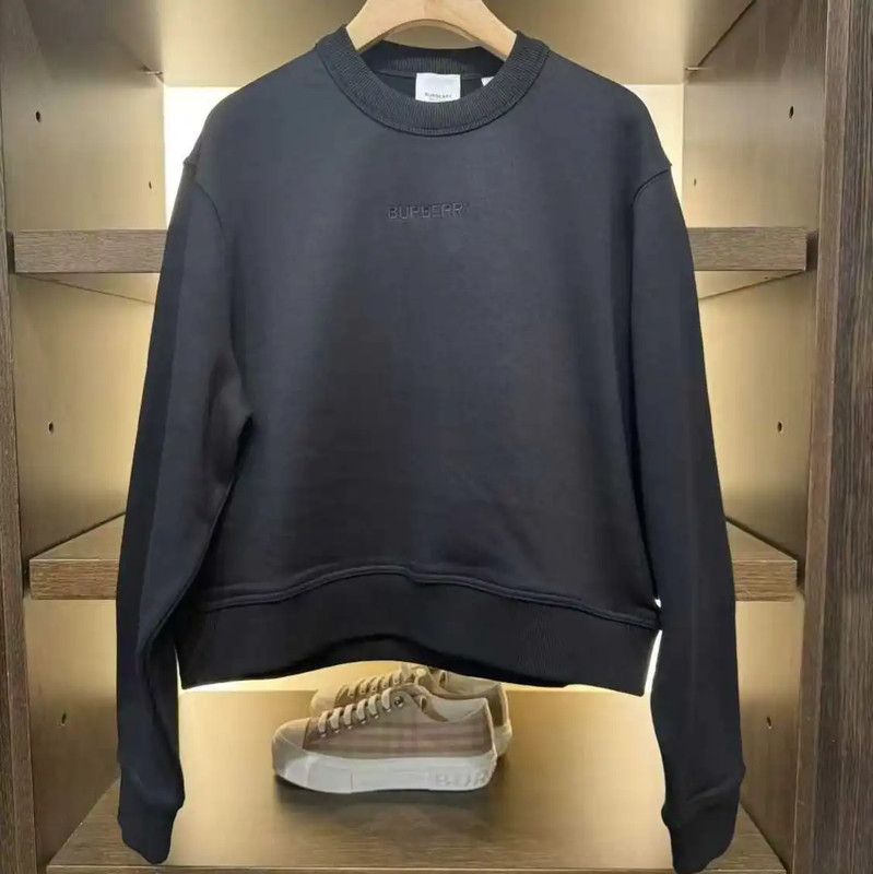 Burberry Burberry Black Cropped Logo Sweatshirt Size L / US 10 / IT 46 - 2 Thumbnail