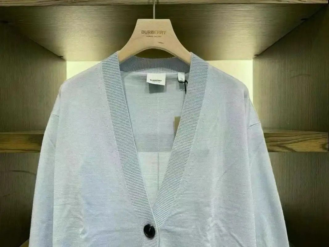 Burberry Burberry Blue Logo Short Sleeve Cardigan Size L / US 10 / IT 46 - 4 Thumbnail