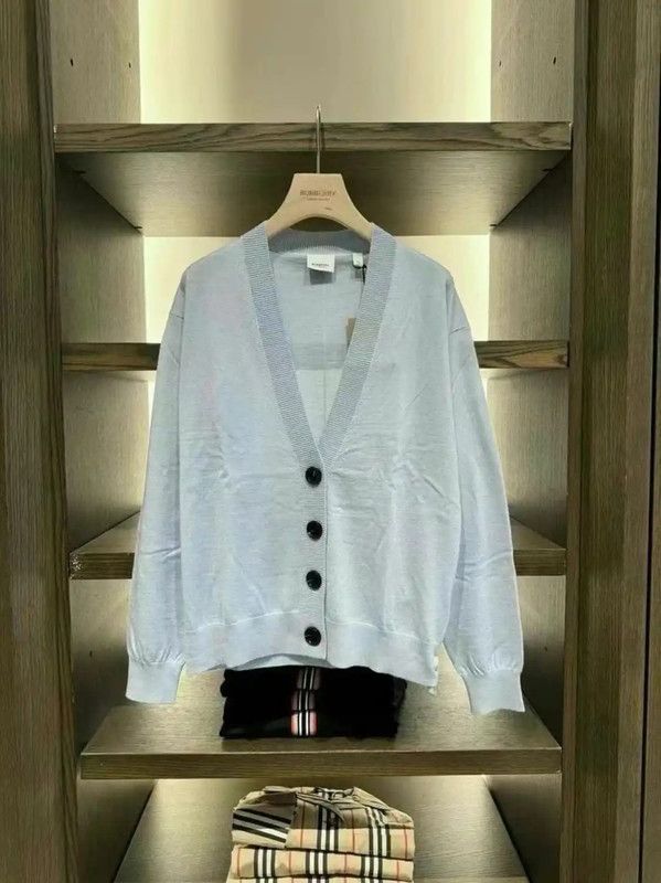 Burberry Burberry Blue Logo Short Sleeve Cardigan Size L / US 10 / IT 46 - 2 Thumbnail